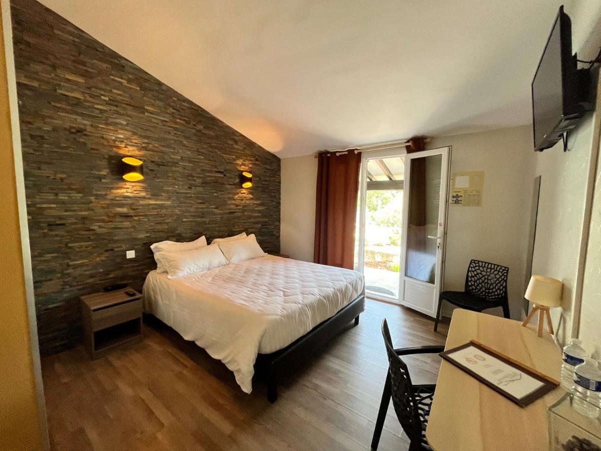 Val & Hotel 3*